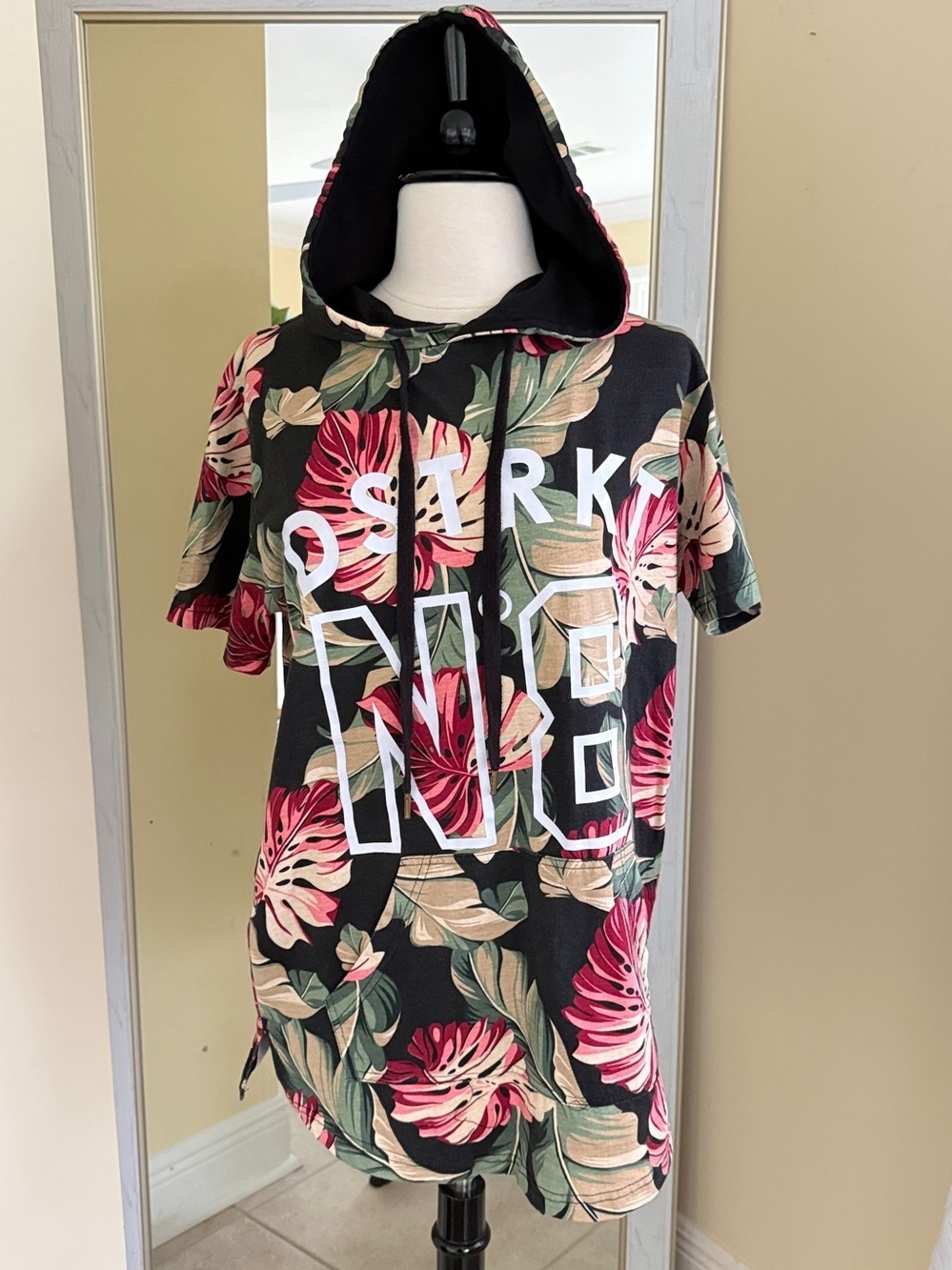Vintage 8ighth Dstrkt Leaf Print Hoodie Top Medium
